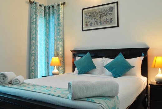 Luxtay Suites Apartment | Rooms & Caretaker