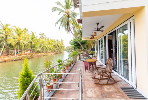 Riverside Retreat Ground Floor