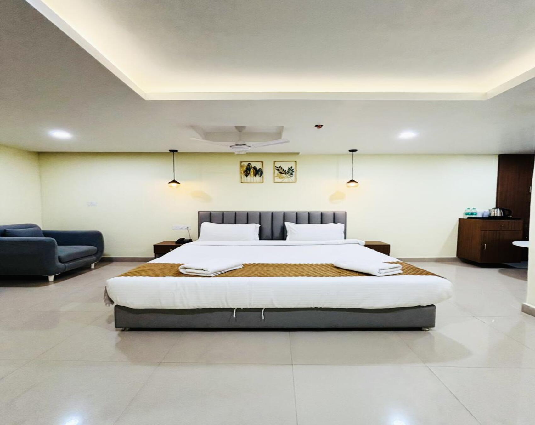 RASIKA HOTEL AND RESTRO