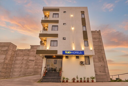 FabHotel Avondale - Sitapura
