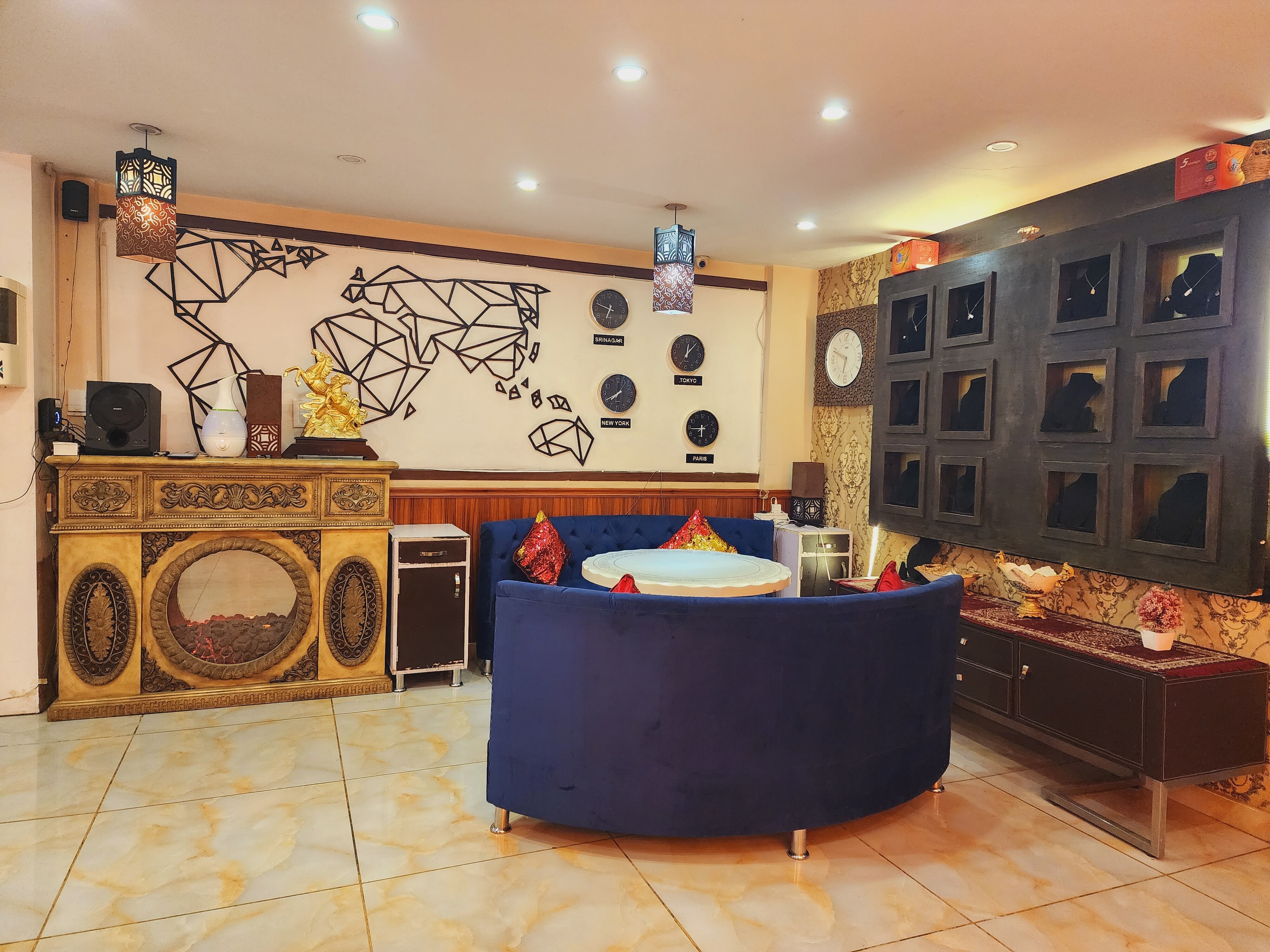 Main gallery