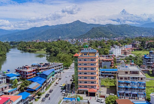 Hotel Yellow Pagoda Pokhara