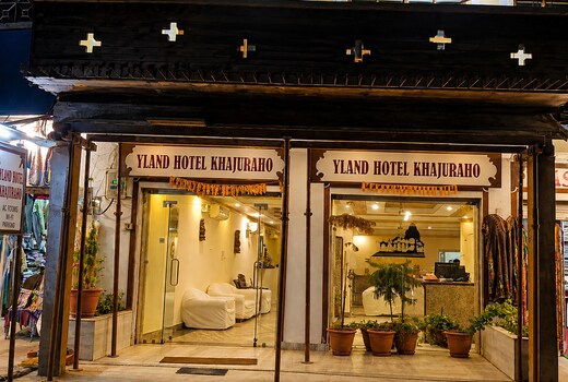 Yland Hotel Khajuraho