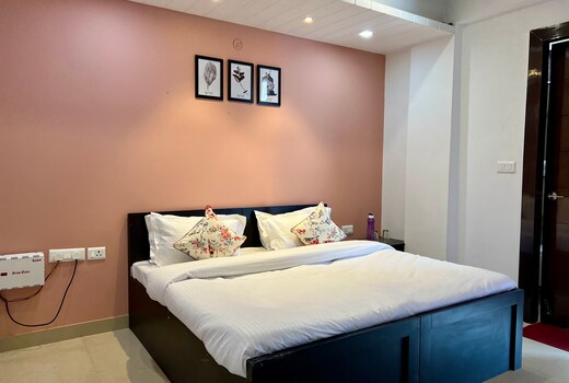 Tulip 3BHK by Wabi Sabi Stays With Private Balcony