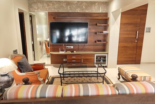 Luxurious 3 BHK on Sherly Rajan Rd Bandra West