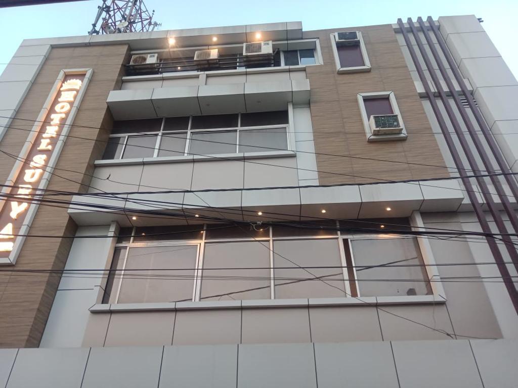 Hotel Surya Shelter