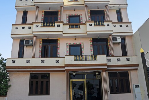 Hotel Hariom