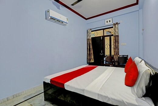 HOTEL O V.S GALAXY