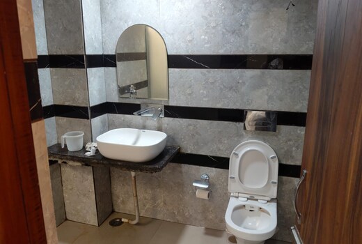 3 Bros Hotel