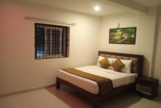 Apith Hotel And Suites