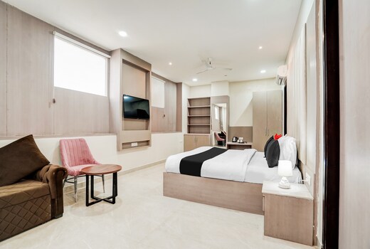 Hotel O STAR DIVINE HOTEL