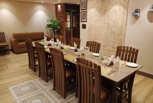 GOLDEN NEST ENTIRE 4BHK APARTMENT