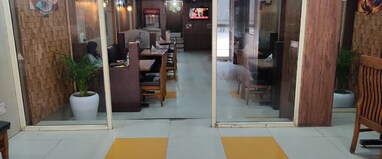 AMBIKA RESTAURANT AND GUEST HOUSE