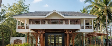 AVHYAY RESORT