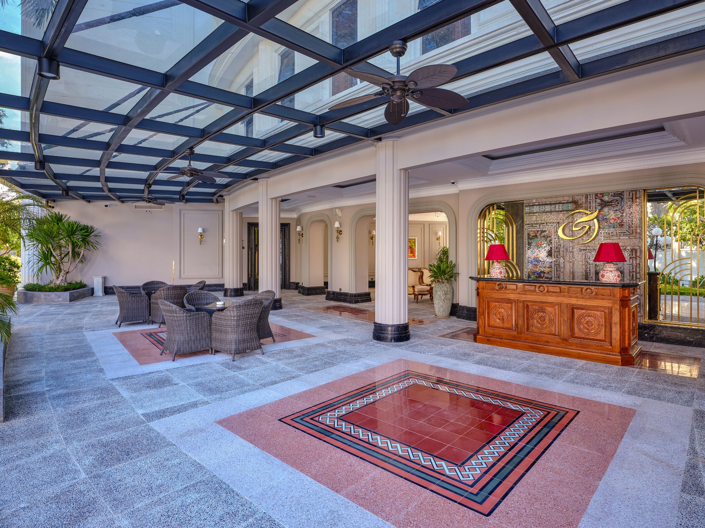 Silk Path Grand Hue Hotel