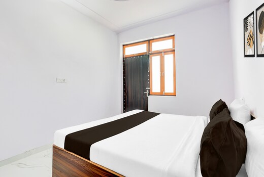 HOTEL O VEERA PALACE