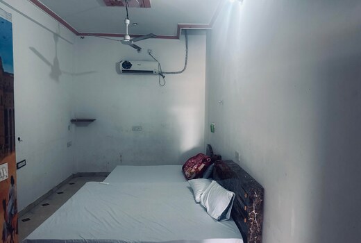 Hotel Shri Chokhi Dhani