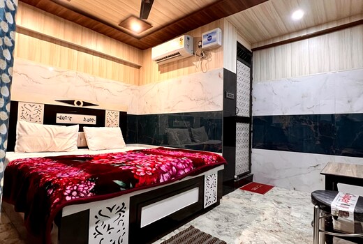 Hotel Raghunandan Inn