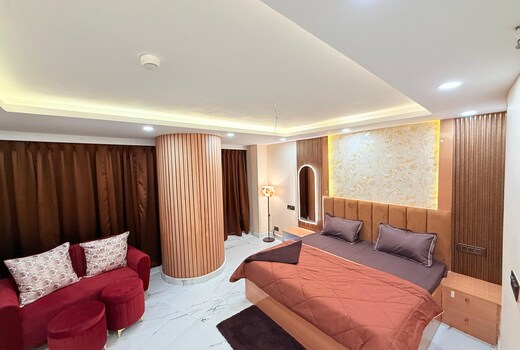 Oshiva Stay - The Comfort Studio