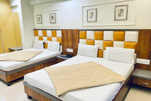 HOTEL AMBEY VALLEY