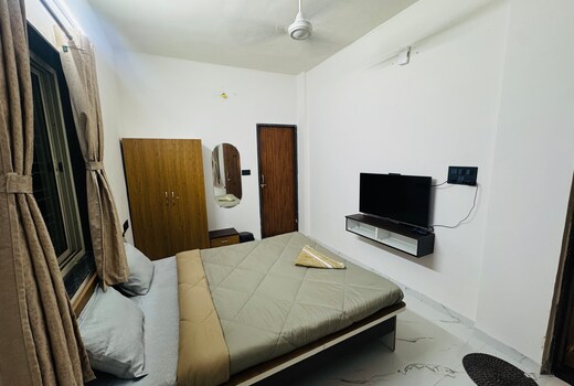 manoj lodge