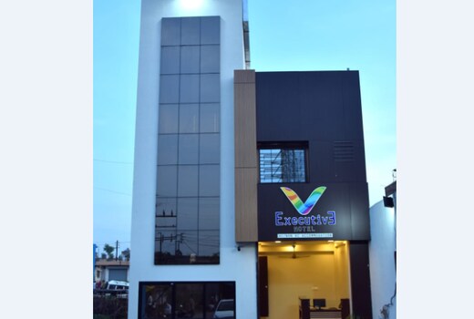 V EXECUTIVE HOTEL