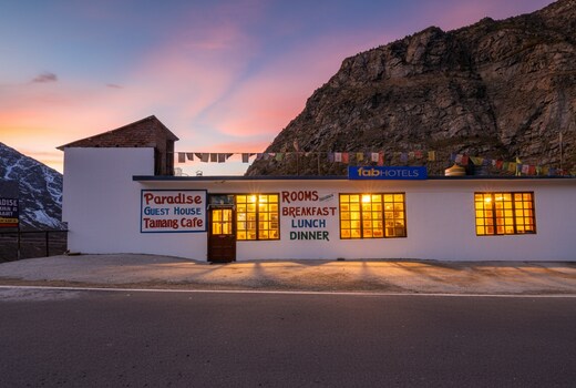 Via Paradise Guest House