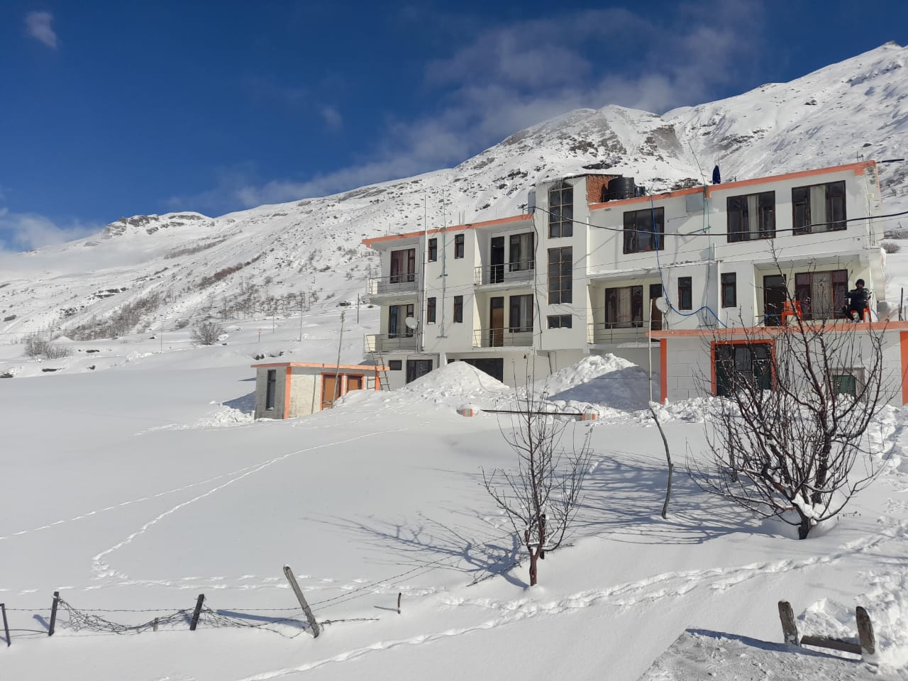 Hotel Peak View