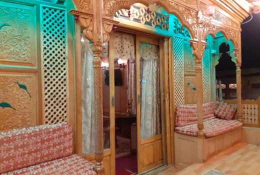HB J & K PALACE