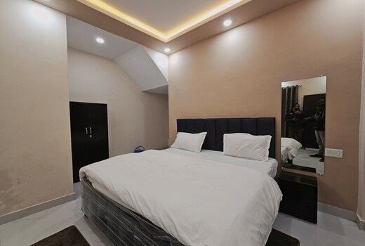 Maa Parvati Homestay Ayodhya