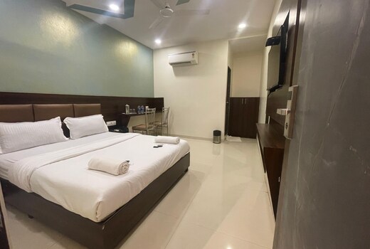 BKC NX Rooms and Caretaker