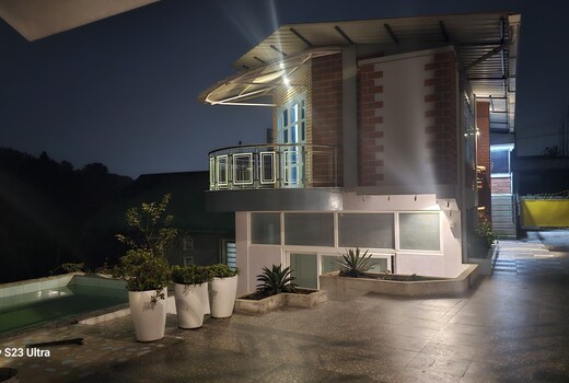 The Annexe Studio | A Peaceful Escape