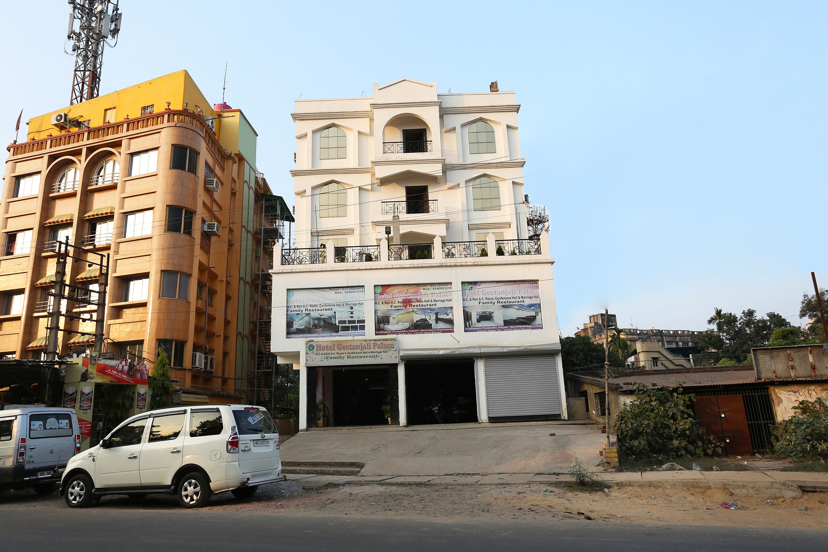 Hotel O Geetanjali Palace