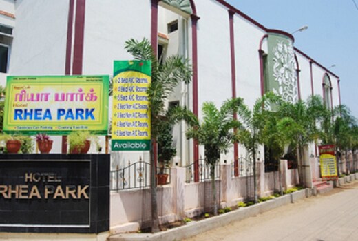 Hotel Rhea Park