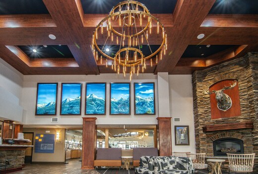 Holiday Inn Express Hotel & Suites Kalispell