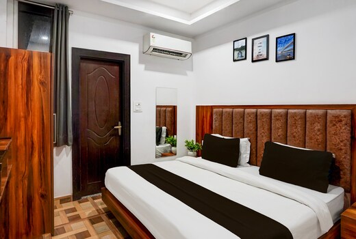 Hotel Nirvana Elevate Laxman Jhulla