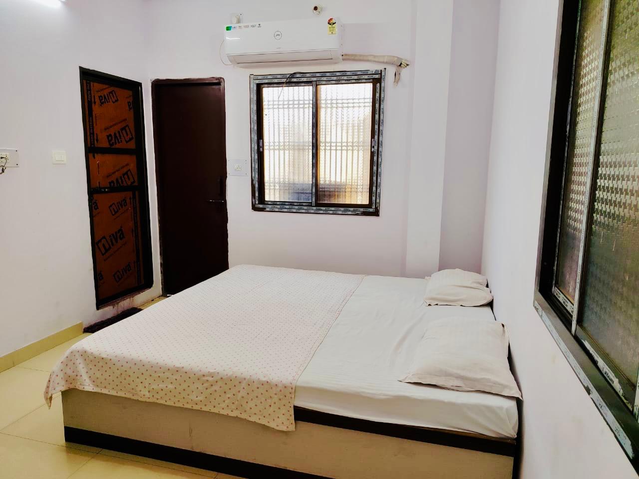 KESHARWANI GUEST HOUSE
