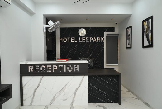 Hotel Lee Park