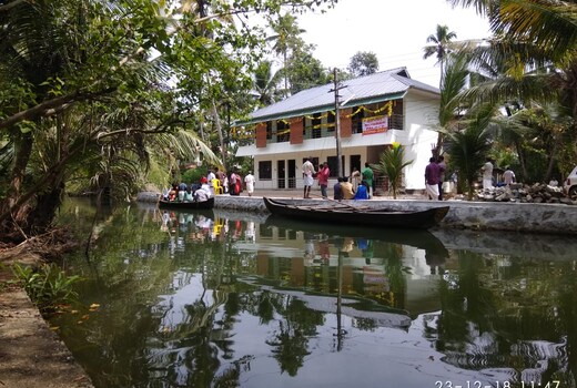 Royalmundropalace Homestay