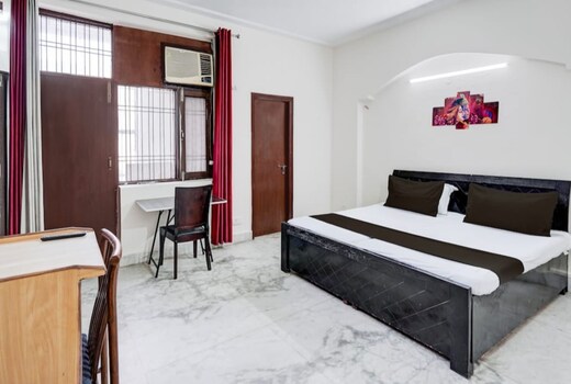 PB Legacy Hotel