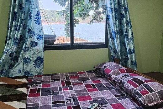 LA PIZZARIA HOME STAY
