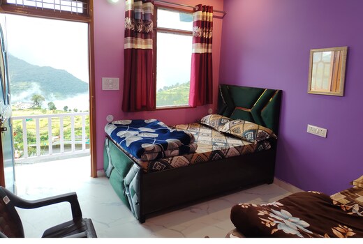 Ganesh Home Stay