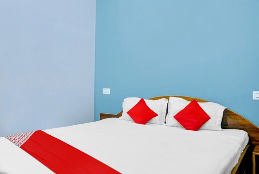 Hotel O Triveni
