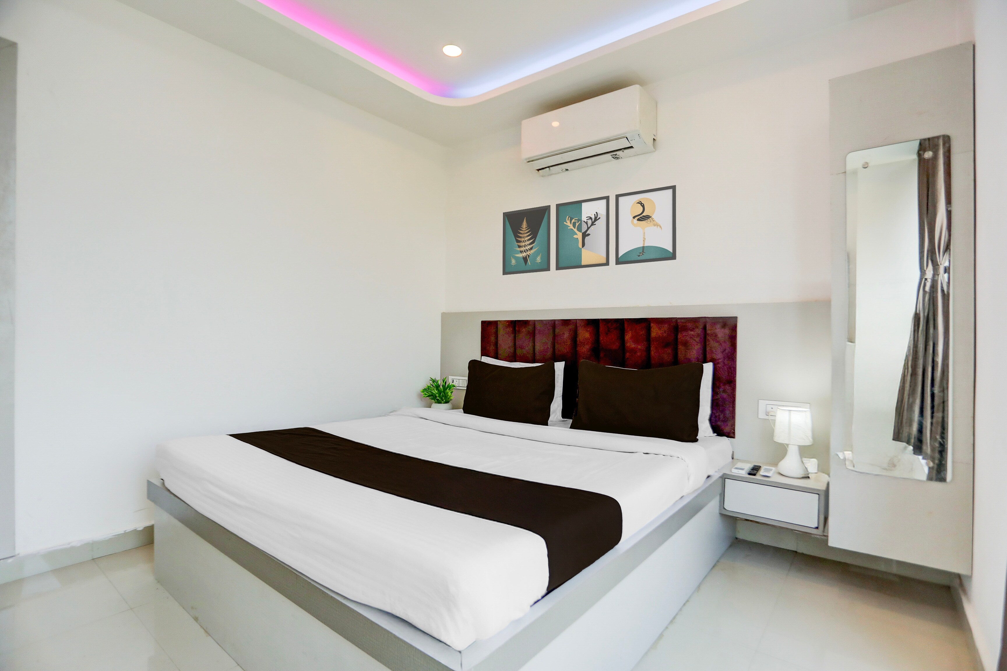 Hotel O 7th Sky