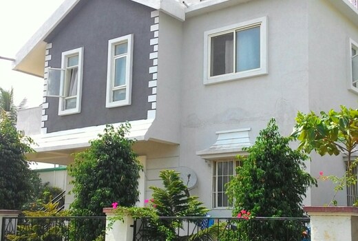 Bougainvilla Service Apartment