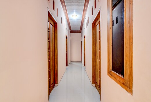Hotel O Archor Guesthouse