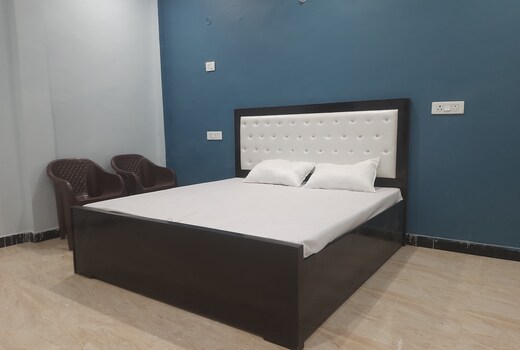 Anuj Palace