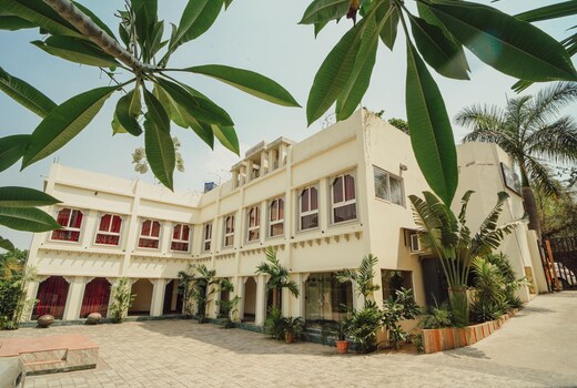 Aamore hotel & resort's