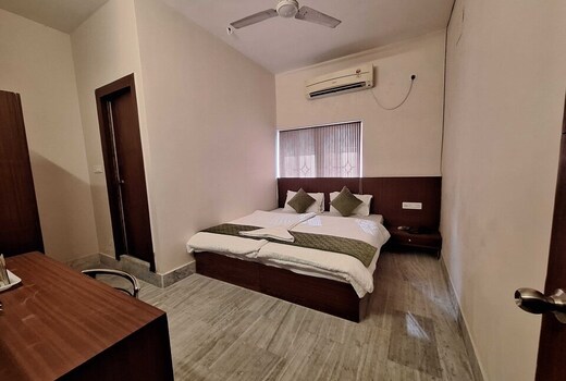 Hotel O Saltlake Guest House