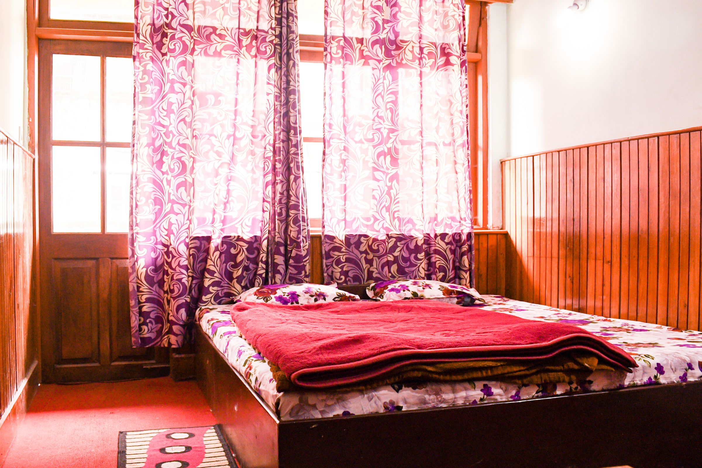 Mall Point Guesthouse (Double Bedded Room)